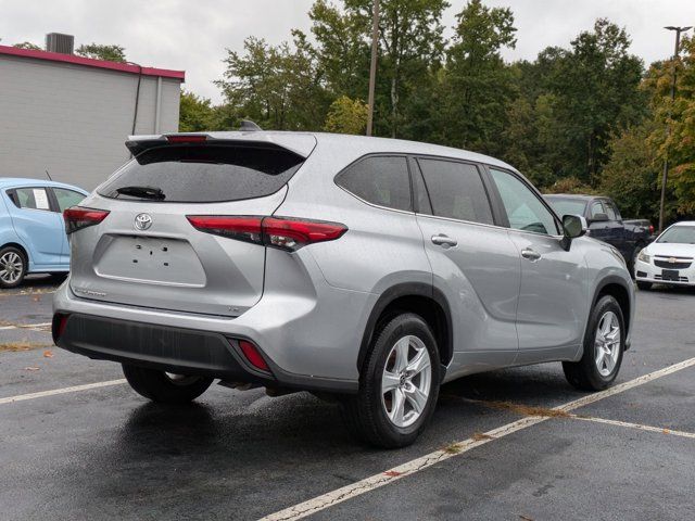 2023 Toyota Highlander LE