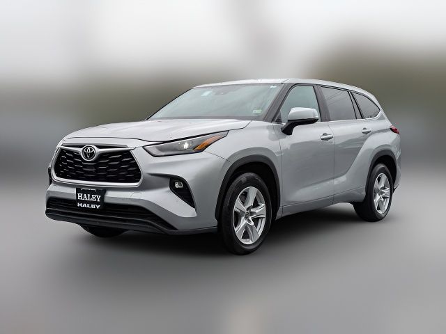 2023 Toyota Highlander LE