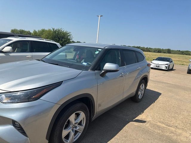 2023 Toyota Highlander XLE