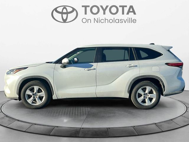 2023 Toyota Highlander LE