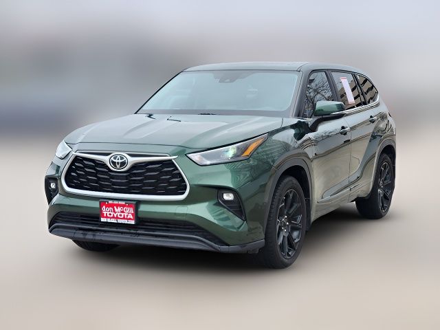 2023 Toyota Highlander LE