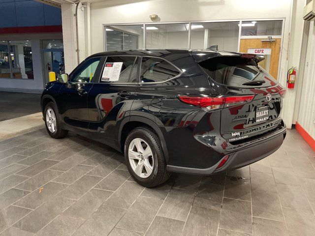 2023 Toyota Highlander LE