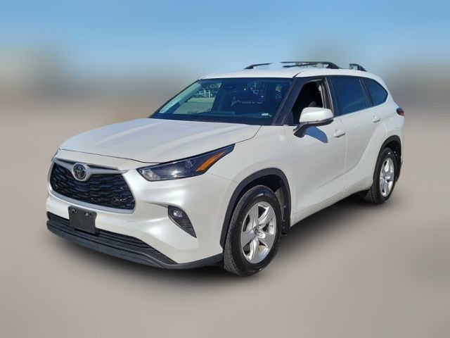 2023 Toyota Highlander LE