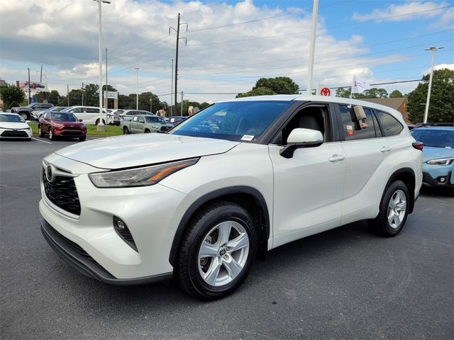 2023 Toyota Highlander LE