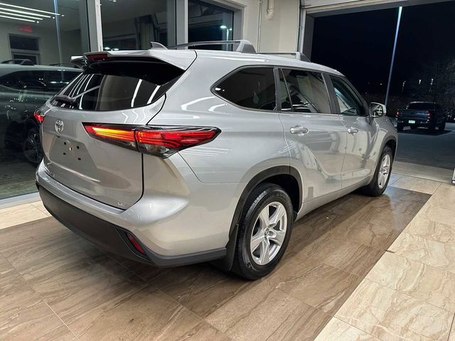 2023 Toyota Highlander LE