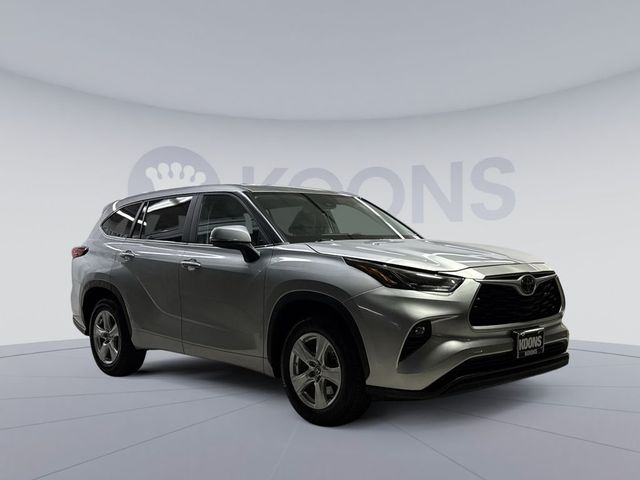 2023 Toyota Highlander LE