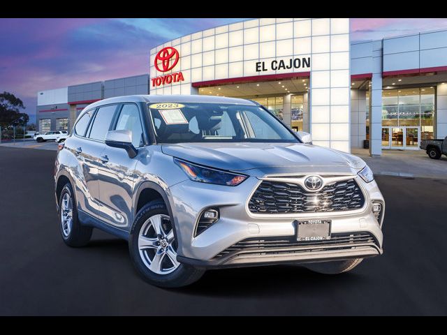 2023 Toyota Highlander LE