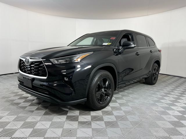 2023 Toyota Highlander 