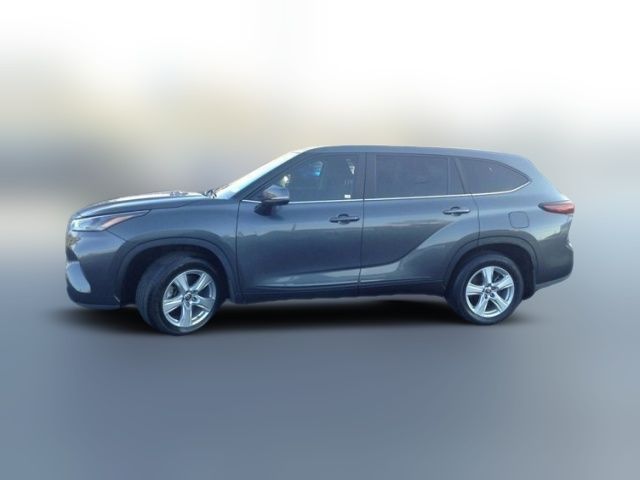 2023 Toyota Highlander LE