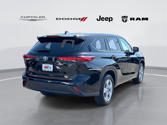 2023 Toyota Highlander LE