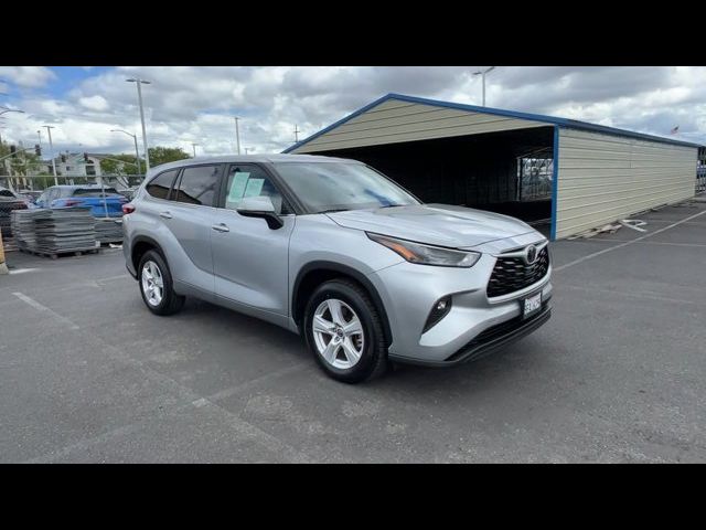 2023 Toyota Highlander LE