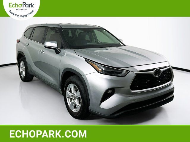 2023 Toyota Highlander LE