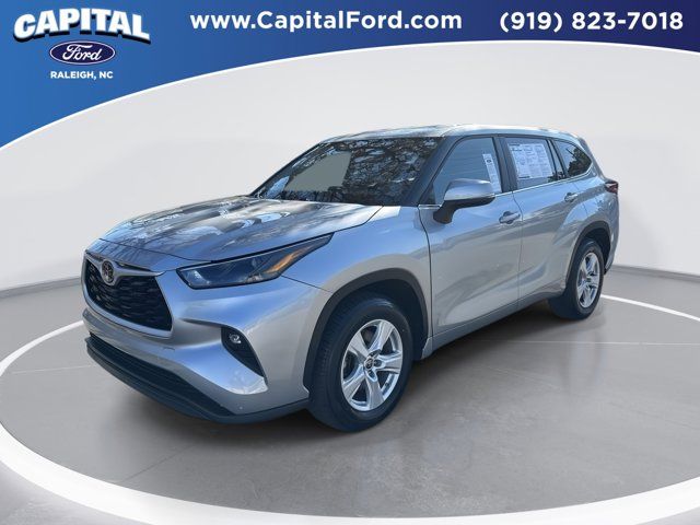 2023 Toyota Highlander LE