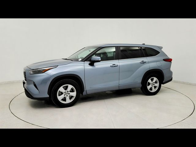 2023 Toyota Highlander LE