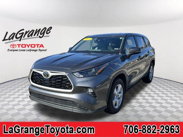 2023 Toyota Highlander LE