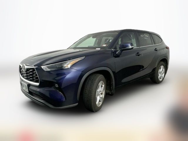 2023 Toyota Highlander LE