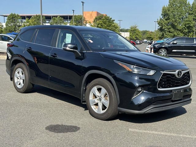 2023 Toyota Highlander LE