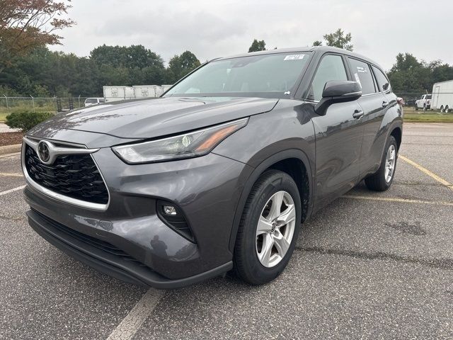 2023 Toyota Highlander LE