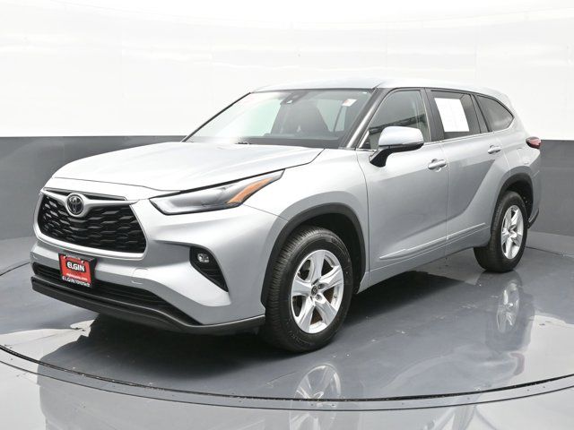 2023 Toyota Highlander LE