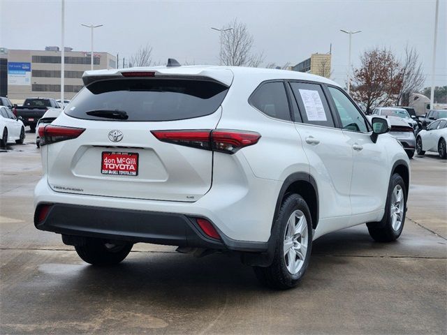 2023 Toyota Highlander LE