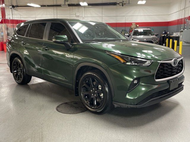 2023 Toyota Highlander LE