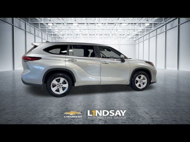 2023 Toyota Highlander L