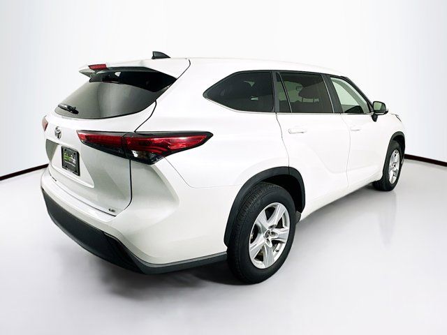 2023 Toyota Highlander LE