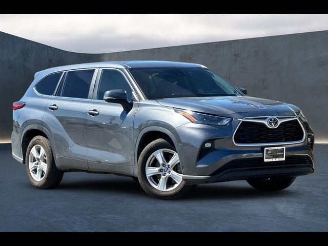 2023 Toyota Highlander L