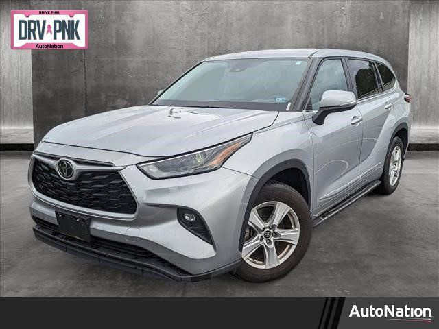 2023 Toyota Highlander LE