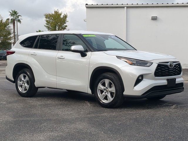 2023 Toyota Highlander LE