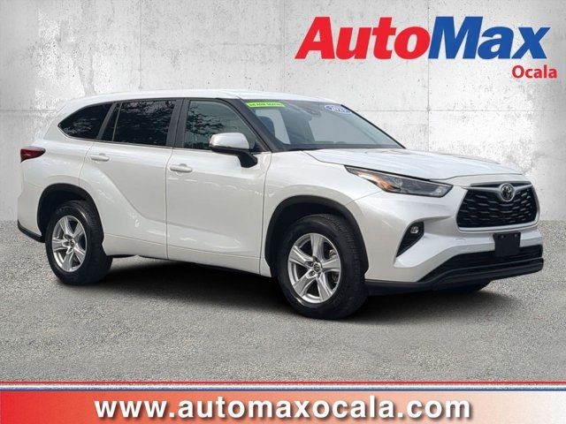 2023 Toyota Highlander LE