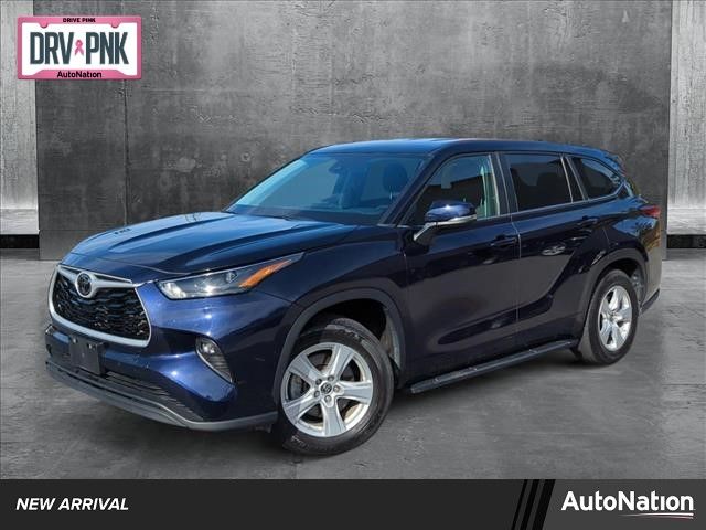 2023 Toyota Highlander LE