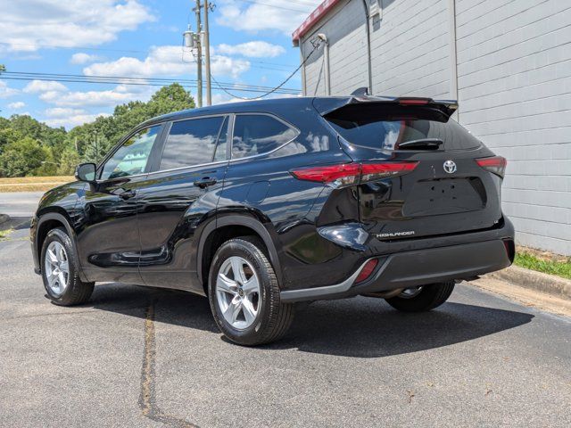 2023 Toyota Highlander LE