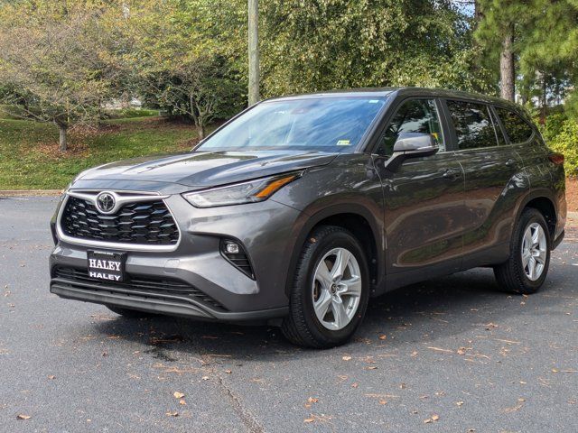 2023 Toyota Highlander LE