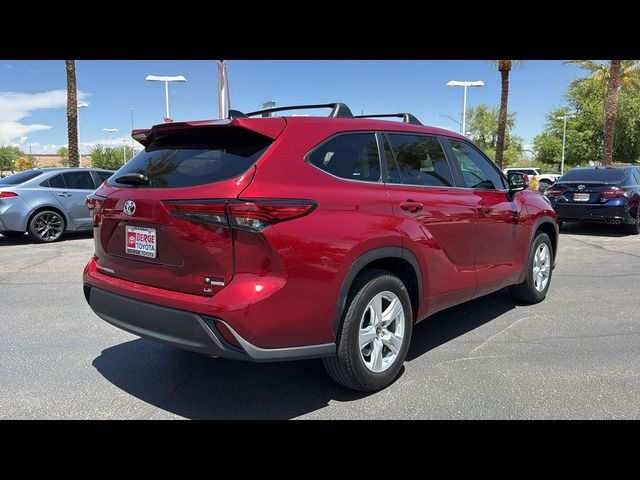 2023 Toyota Highlander LE