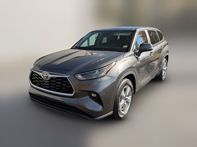 2023 Toyota Highlander LE