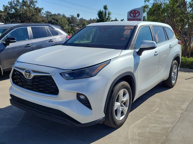 2023 Toyota Highlander LE