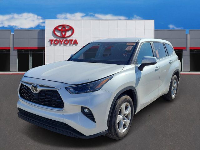 2023 Toyota Highlander LE