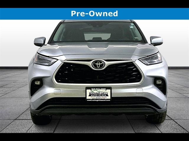 2023 Toyota Highlander LE