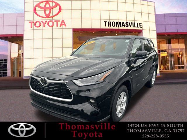 2023 Toyota Highlander LE