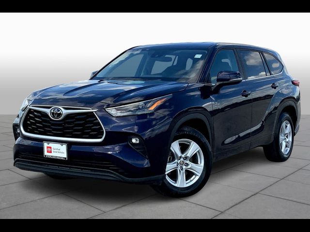 2023 Toyota Highlander LE