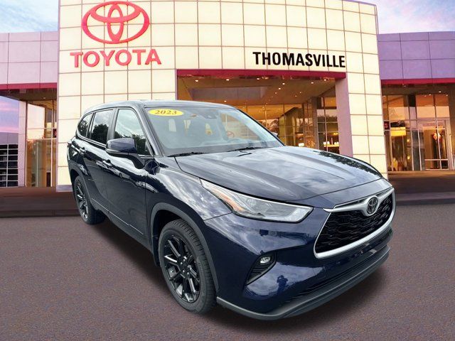 2023 Toyota Highlander LE