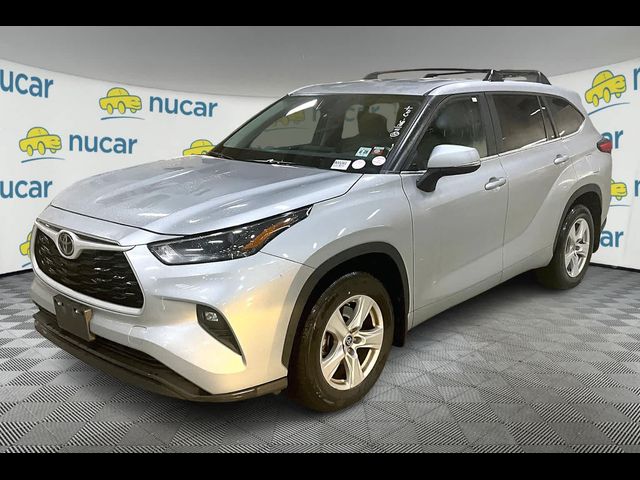 2023 Toyota Highlander LE