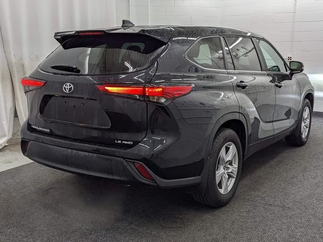 2023 Toyota Highlander LE