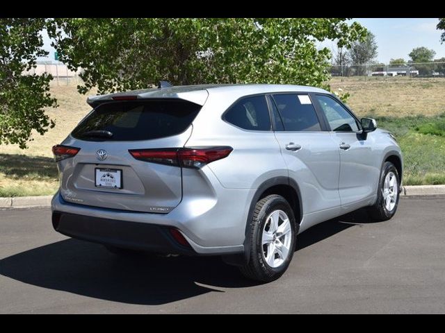 2023 Toyota Highlander LE