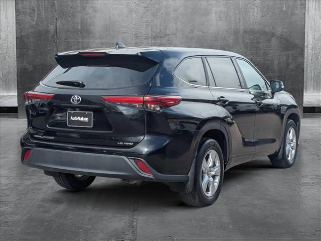 2023 Toyota Highlander LE
