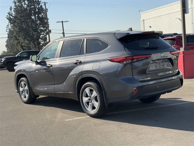 2023 Toyota Highlander LE