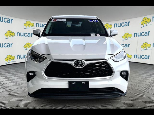 2023 Toyota Highlander LE