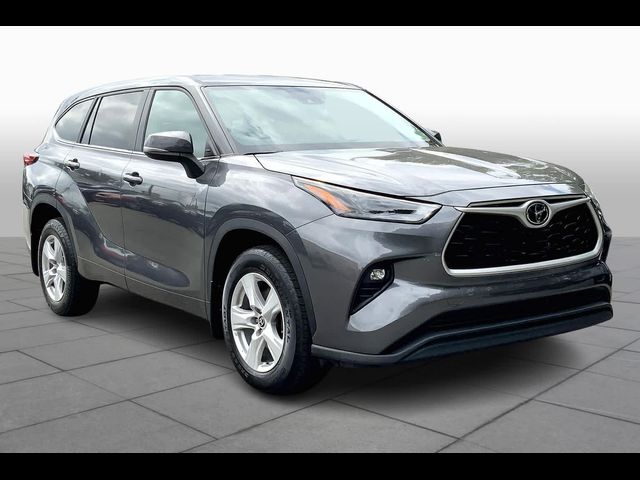 2023 Toyota Highlander LE