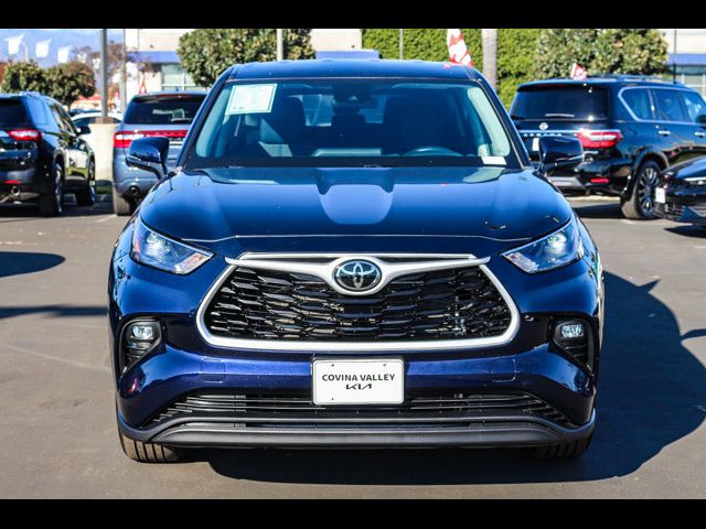 2023 Toyota Highlander LE